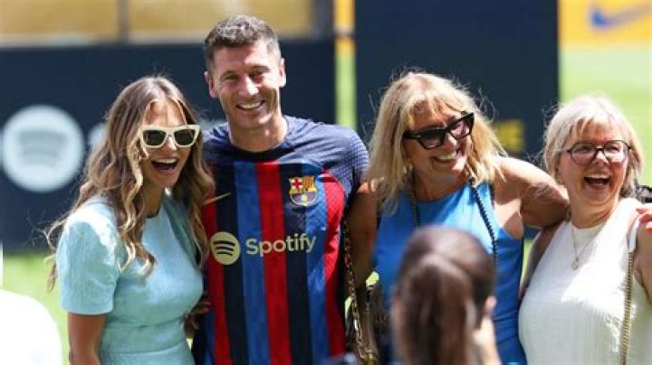 Von wegen Barcelona Lewandowski lebt in idyllischem Küstenstädtchen