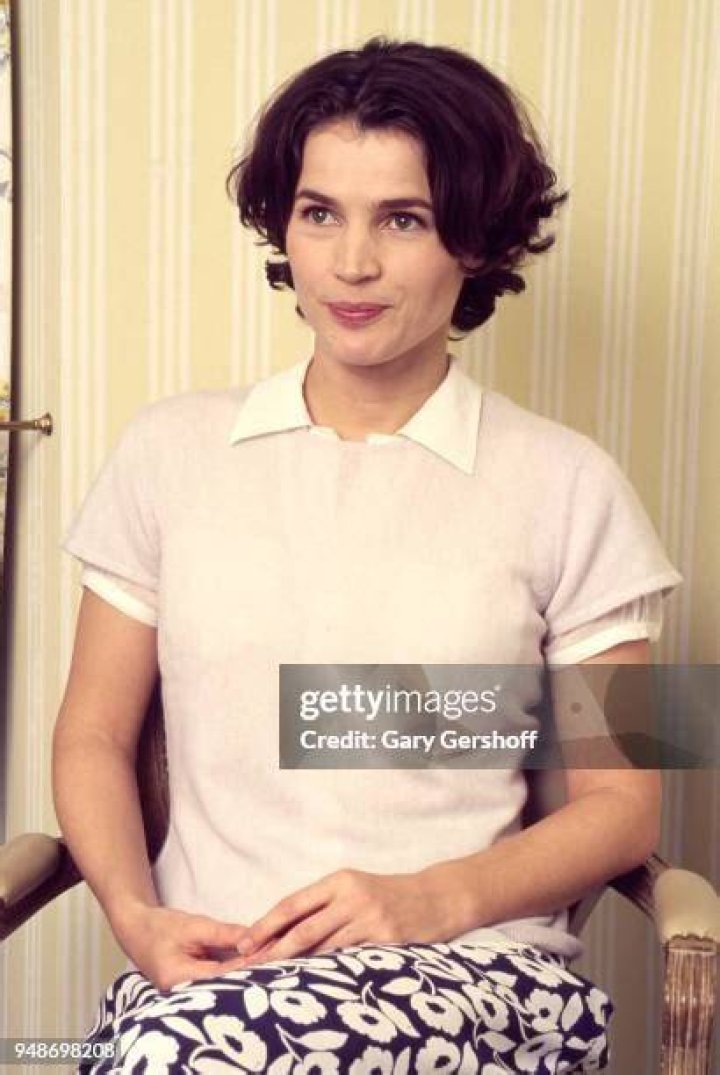 What happened to Julia Ormond? Daughter, Husband, Net Worth