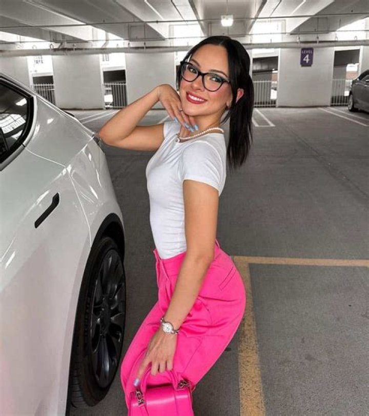 What Happened to Milan Mirabella OnlyFans Leak SimCookie