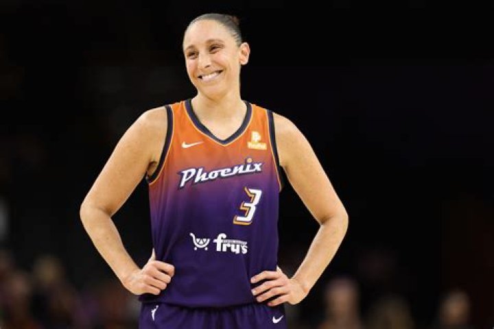 What is Diana Taurasi's salary? Looking at WNBA's alltime leading