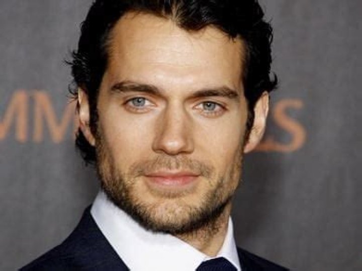 What religion is Henry Cavill?