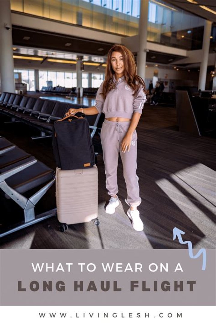 What To Wear On a First Date &bull; BrightonTheDay