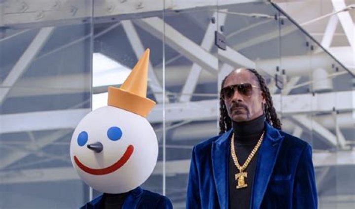 When Snoop Dogg Gets the Midnight Munchies, Jack Box Rides to the