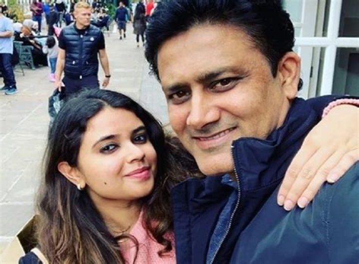 Where Does Ravi Shastri Live? Ravi Shastri House Photos