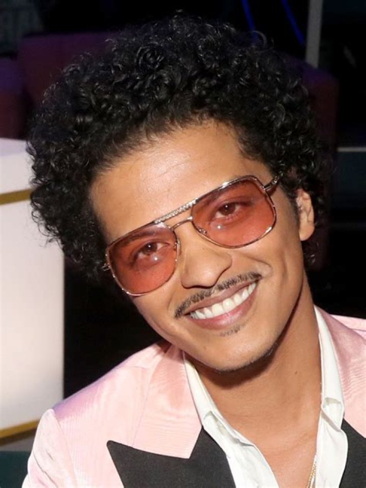 Who is Bruno Mars' Girlfriend? All About Jessica Caban