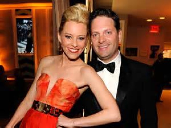 Who is Elizabeth Banks Married To? The Actress' Love Life OtakuKart