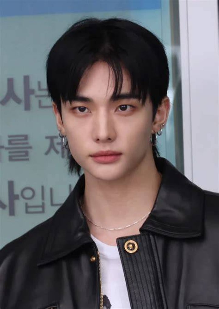 Who is Hwang In Yeop’s Girlfriend? Who Is the True Beauty Star Dating