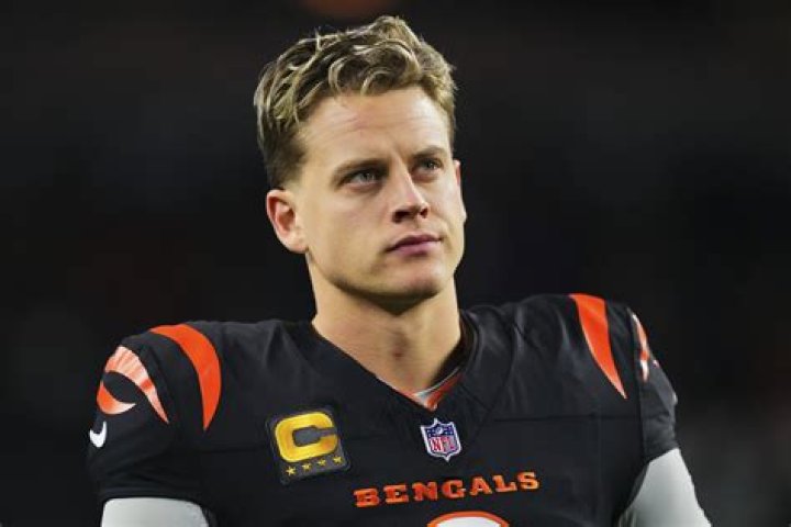 Who Is Joe Burrow's Girlfriend? All About Olivia Holzmacher