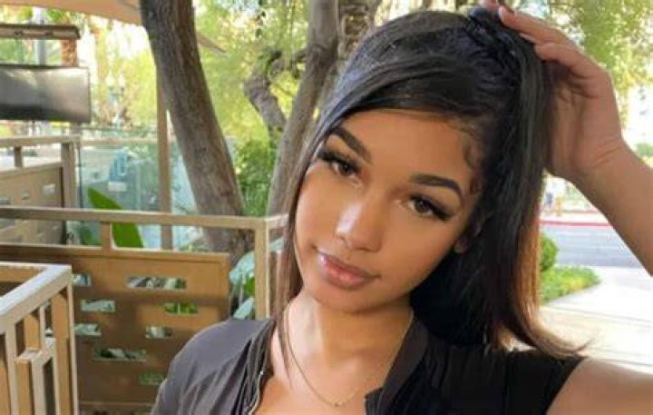 Who is Lexi2Legit? biography, age, nationality, net worth, real name