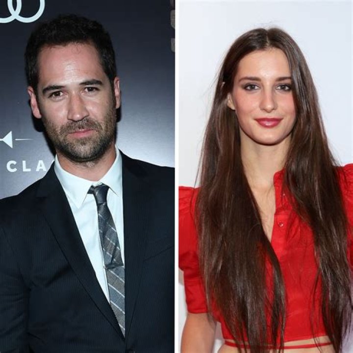 Who Is Manuel GarciaRulfo’s Wife, Is He Married to Lee Min Jung?