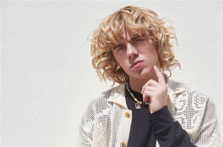 Who Is The Kid Laroi's Girlfriend &mdash; and Are They getting Married?