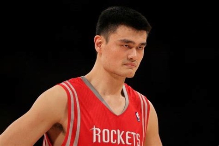 Yao Ming Net Worth In 2023 How Is The Basketball Player Rich Now?