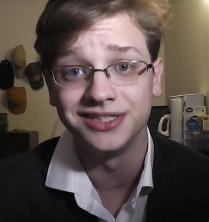 YouTuber Dillon the hacker dead at 20 Lipstick Alley
