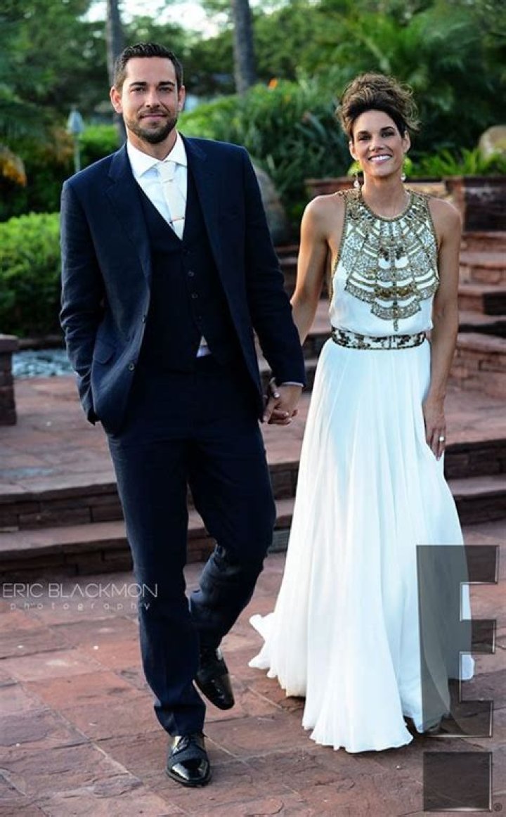 Zach and his new wife Missy Peregrym at their wedding in Maui r/chuck